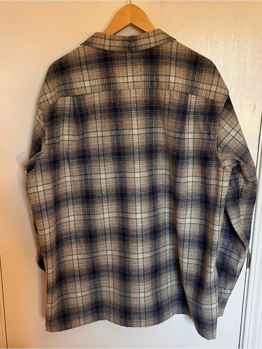 Pendleton Navy and Cream Plaid Button-Up Board Shirt - Picture 8 of 13